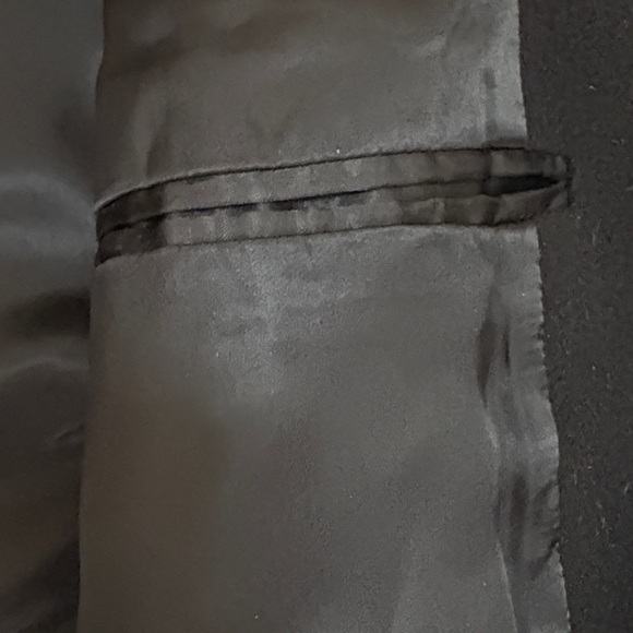 Armani Collezioni Men's Black Cashmere Overcoat Size 42 - Picture 15 of 16